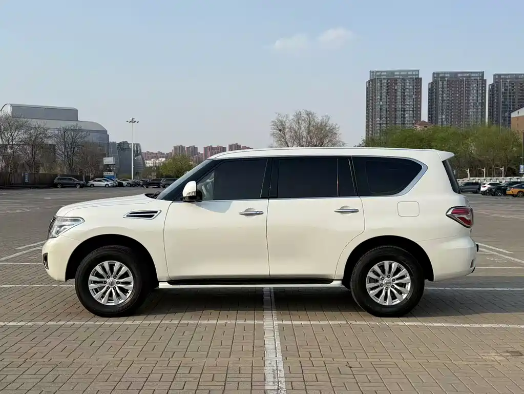 Nissan Patrol 2017 — фото 8