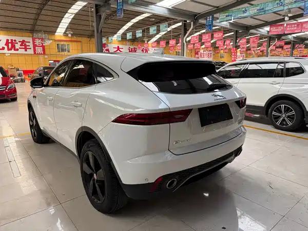 Jaguar E-PACE 2020