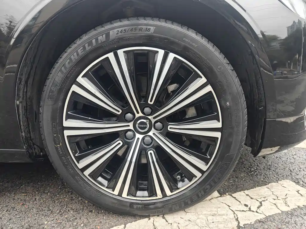 Volvo S90 2021 — фото 12