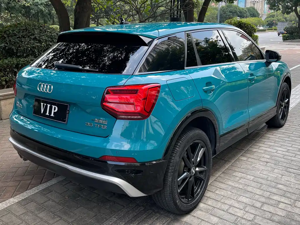 Audi Q2L 2019 — фото 4