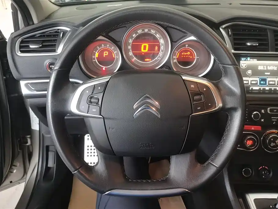 Citroen C4L 2014 — фото 15