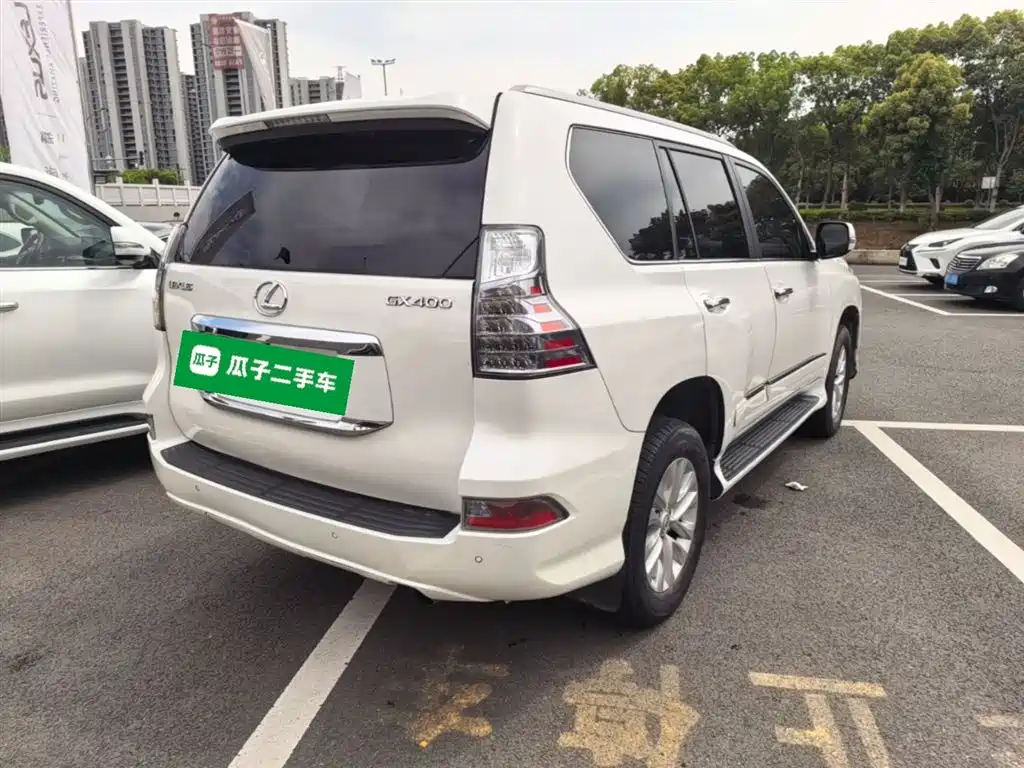 Lexus GX 2015 — фото 7