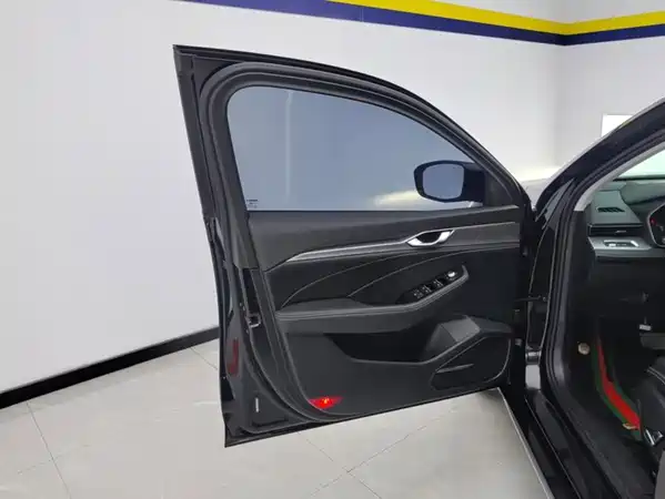 Geely Xingrui 2021