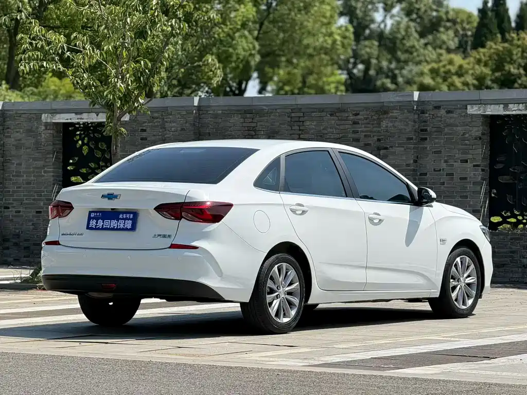 Chevrolet Cruze 2022