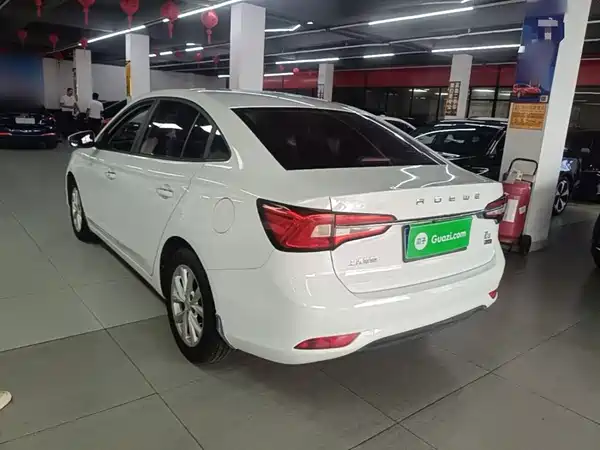 Roewe i5 2019