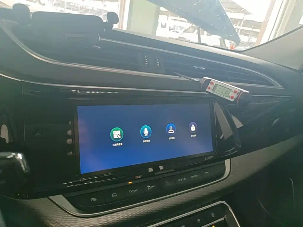 Dongfeng Fengshen AX7 2019 — фото 13