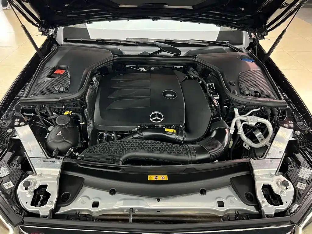 Mercedes-Benz E-Class 2023 — фото 23