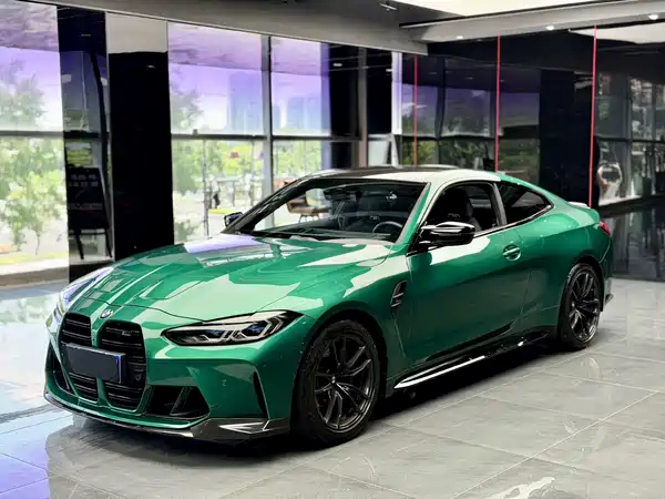 BMW M4 2024