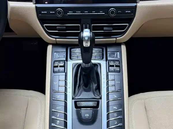 Porsche Macan 2018