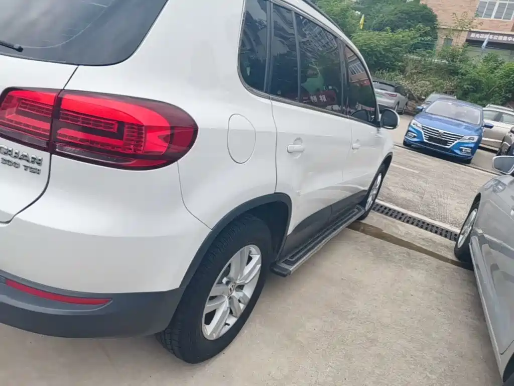 Volkswagen Tiguan 2016 — фото 8