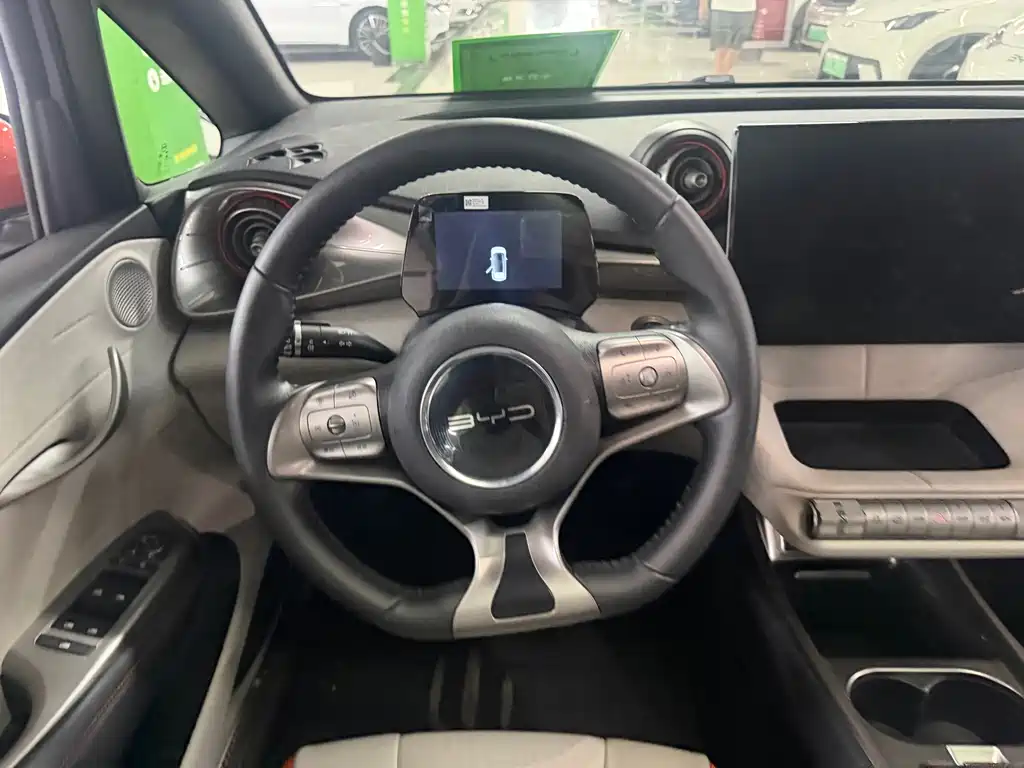BYD Dolphin 2022 — фото 10