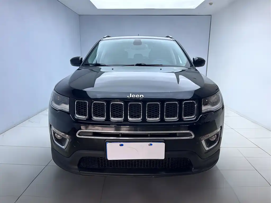 Jeep Compass 2020 — фото 2