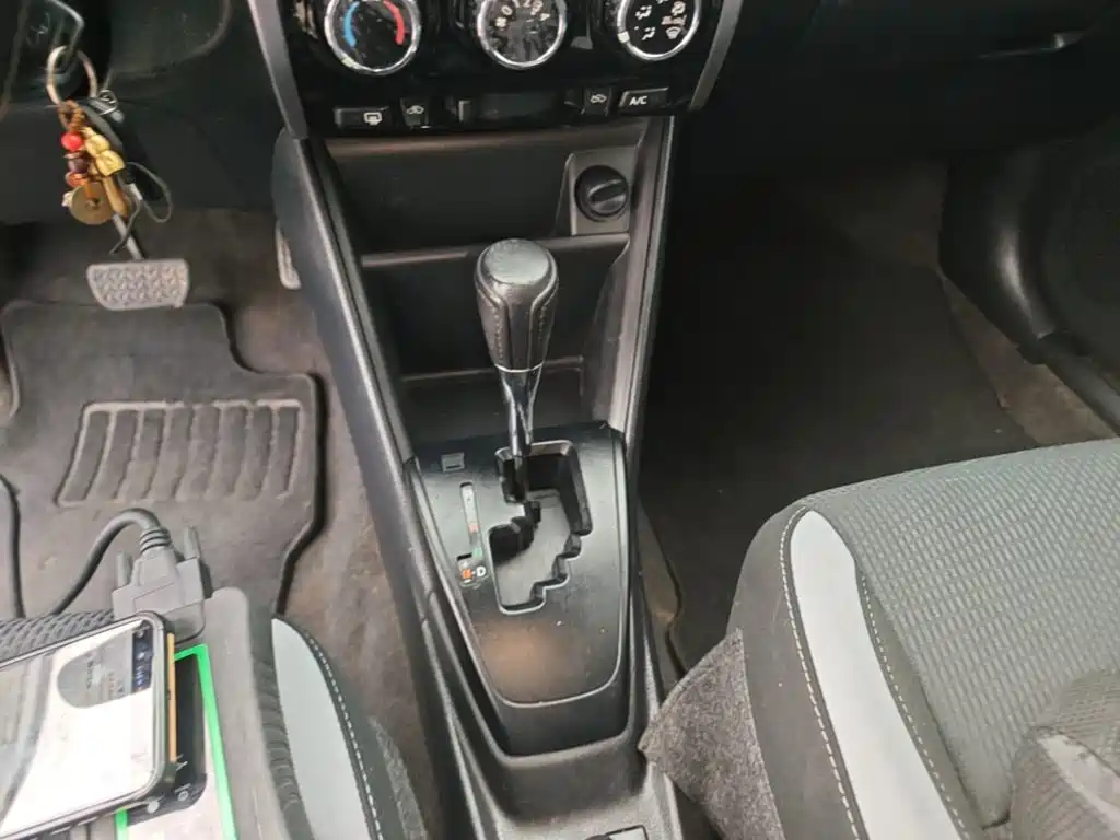 Toyota Yaris L 2023 — фото 14
