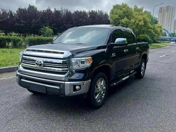 Toyota Tundra 2017