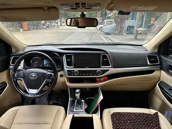 Toyota Highlander 2017
