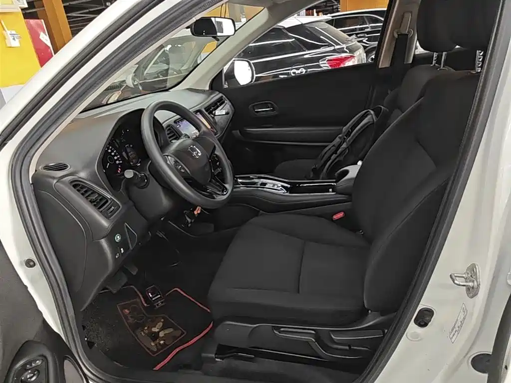 Honda Vezel 2017 — фото 15