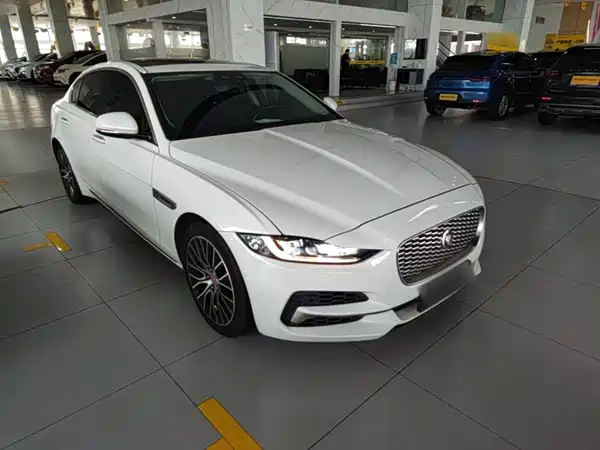 Jaguar XEL 2020