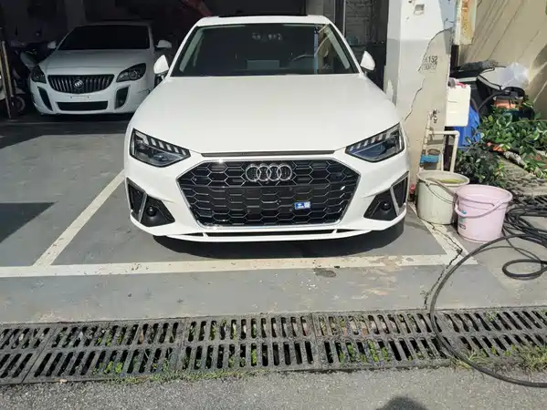 Audi A4L 2021