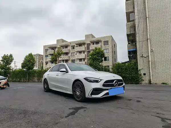 Mercedes-Benz C-Class 2023
