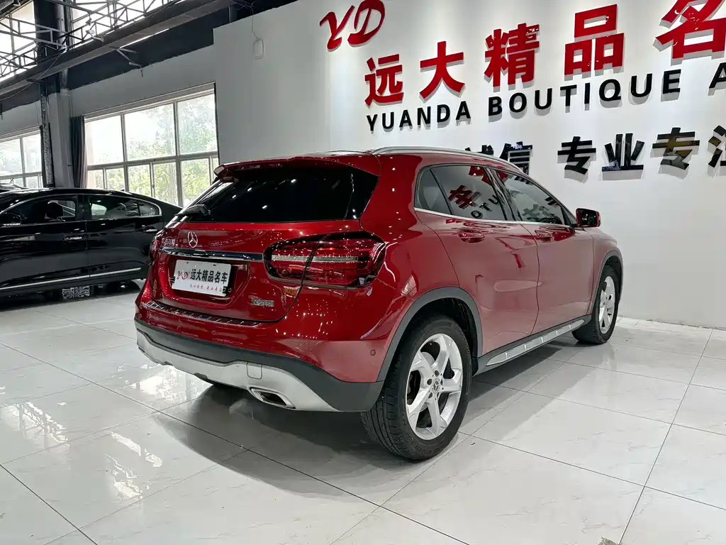 Mercedes-Benz GLA 2018 — фото 17
