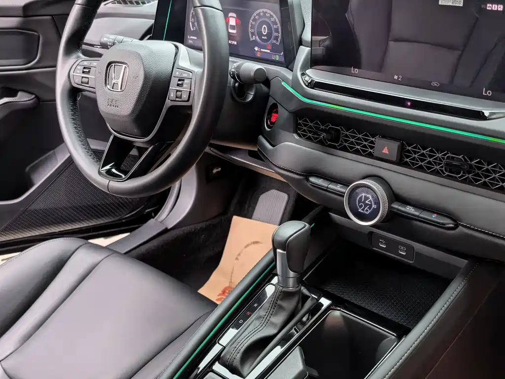 Honda Accord 2024 — фото 17