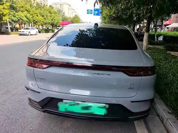 BYD Han 2025