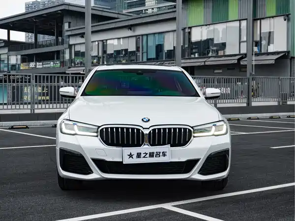 BMW 5 Series 2023