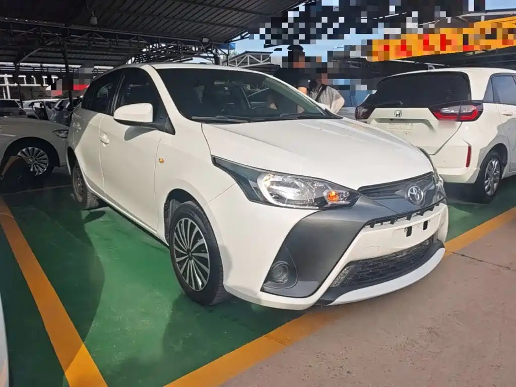Toyota Yaris L 2019 — фото 4