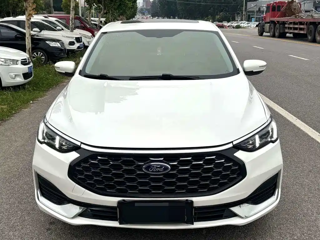 Ford Escort 2021