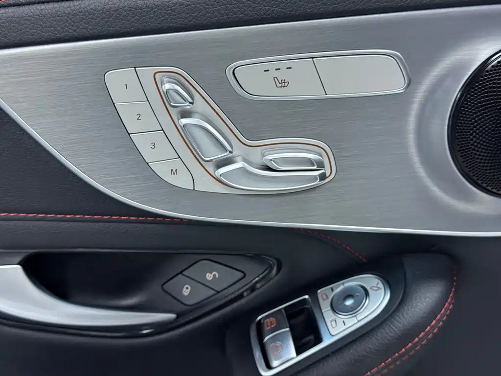 Mercedes-Benz C-Class 2023 — фото 5