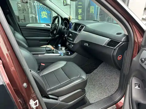 Mercedes-Benz M-Class 2014