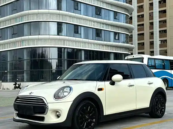 MINI 2017