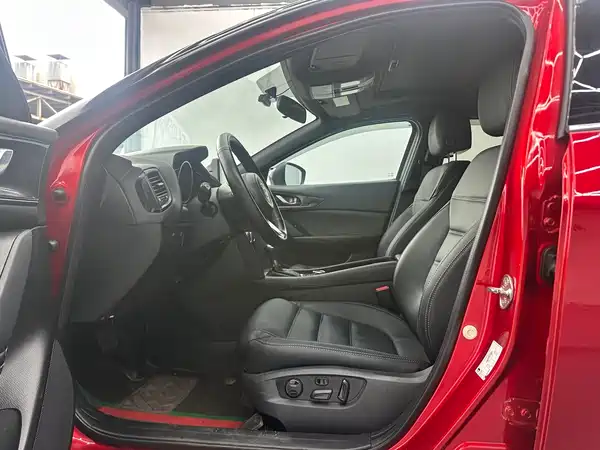 Mazda CX-4 2020