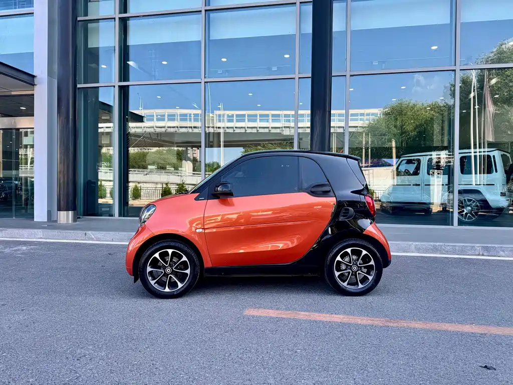 smart fortwo 2015 — фото 2