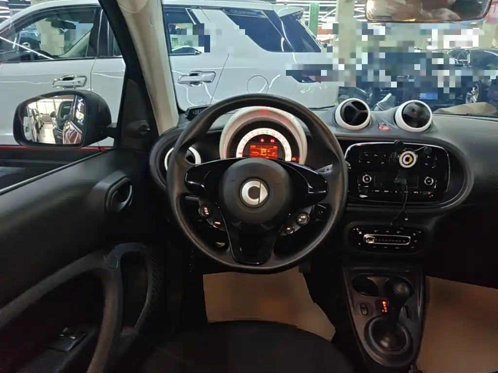 smart fortwo 2017 — фото 11