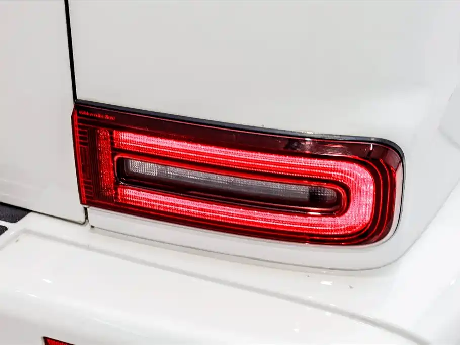 Mercedes-Benz G-Class 2023 — фото 26