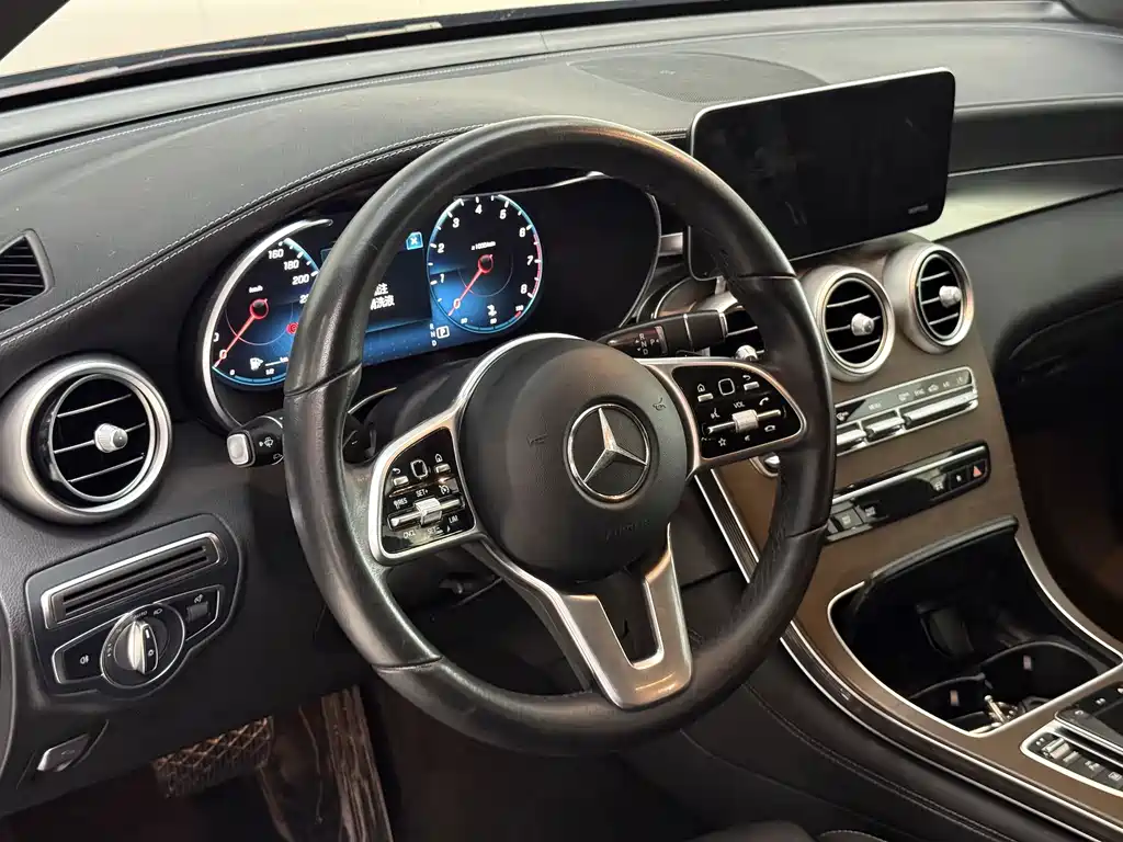 Mercedes-Benz GLC 2020 — фото 4