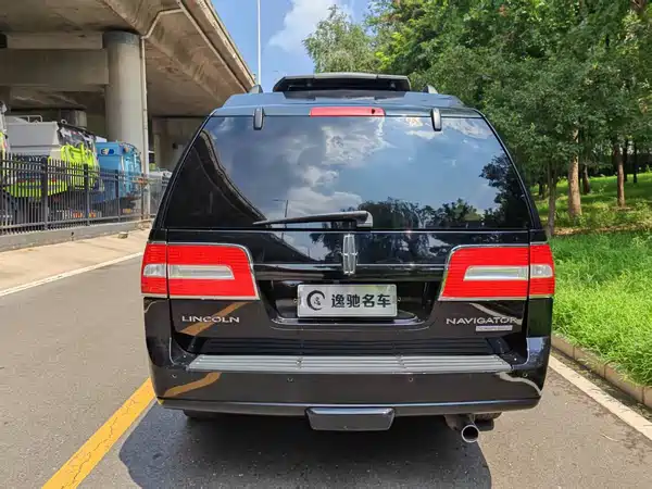 Lincoln Navigator 2013