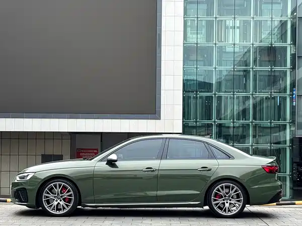 Audi S4 2024