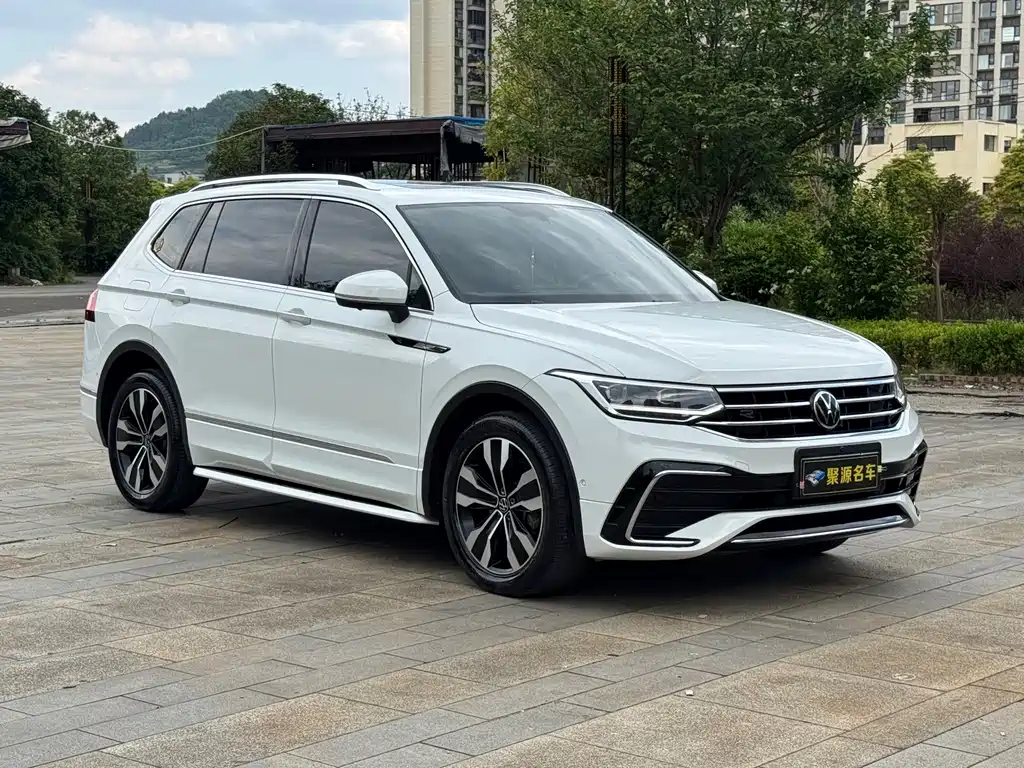 Volkswagen Tiguan L 2024