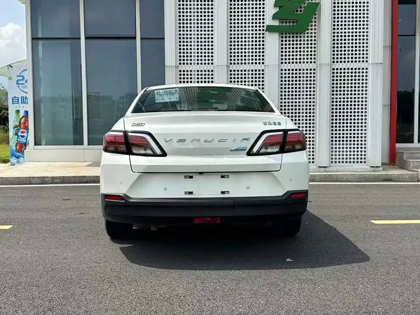 Venucia D60 2019