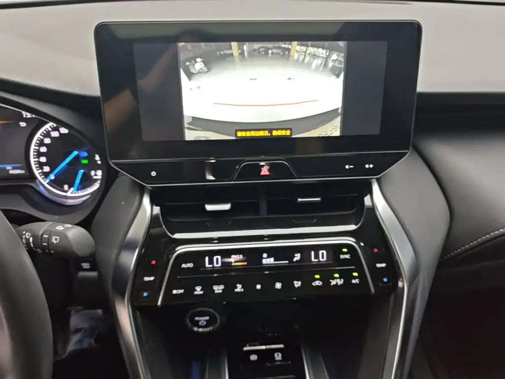 Toyota Harrier 2024 — фото 13