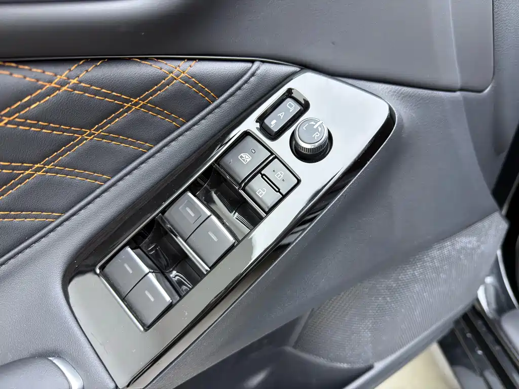 Toyota Avalon 2025 — фото 18