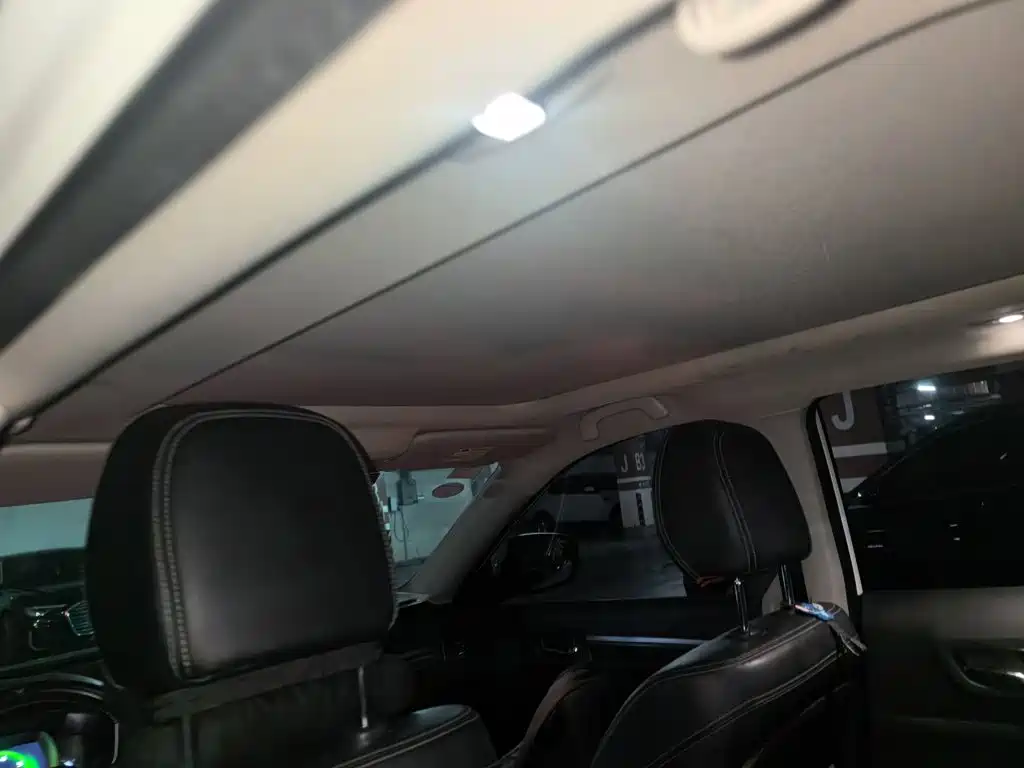 Renault Koleos 2017 — фото 14