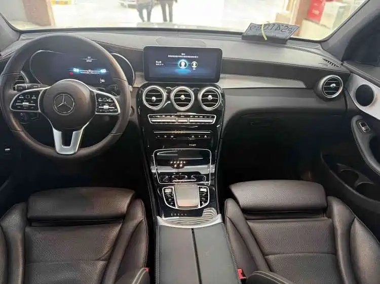 Mercedes-Benz GLC 2022