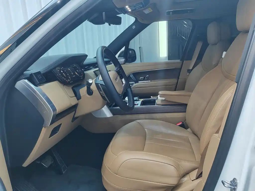 Land Rover Range Rover 2025