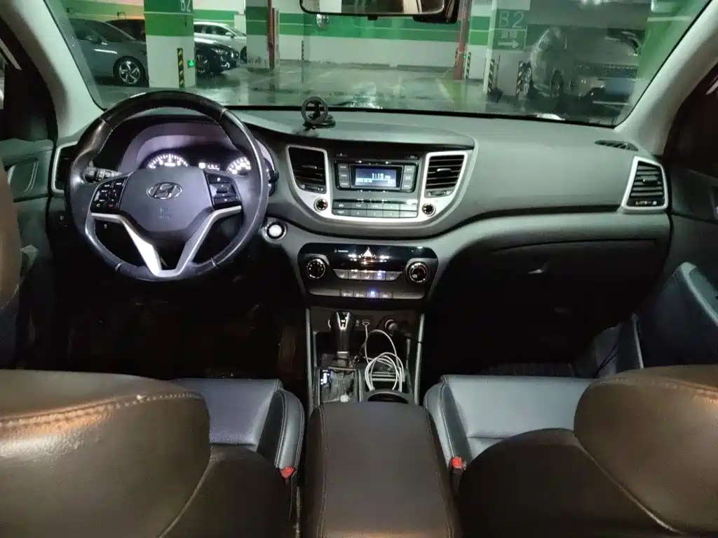 Hyundai Tucson 2017 — фото 13