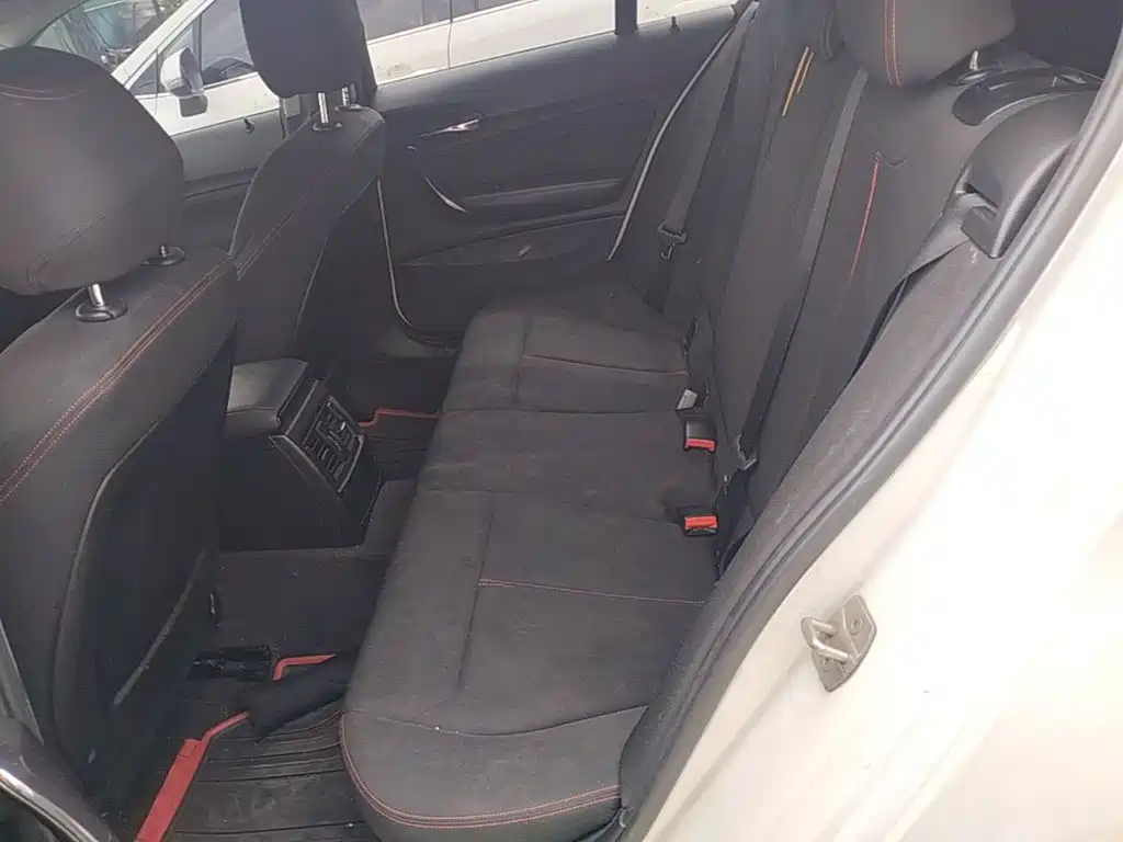 BMW 1 Series 2015 — фото 13