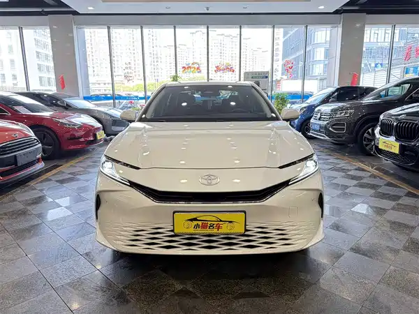 Toyota Camry 2024