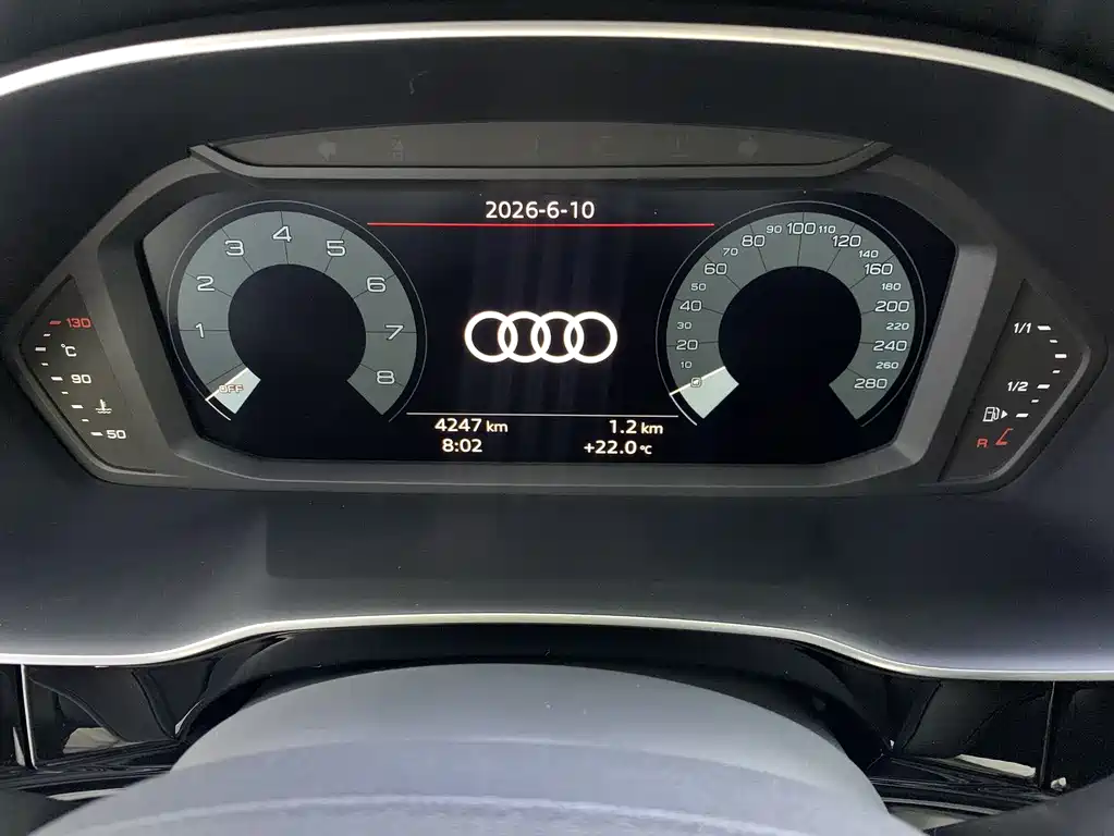 Audi Q3 2023 — фото 7
